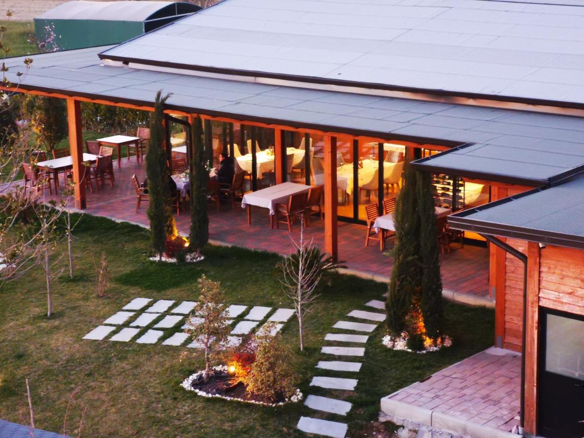 Te Aldo Hotel *